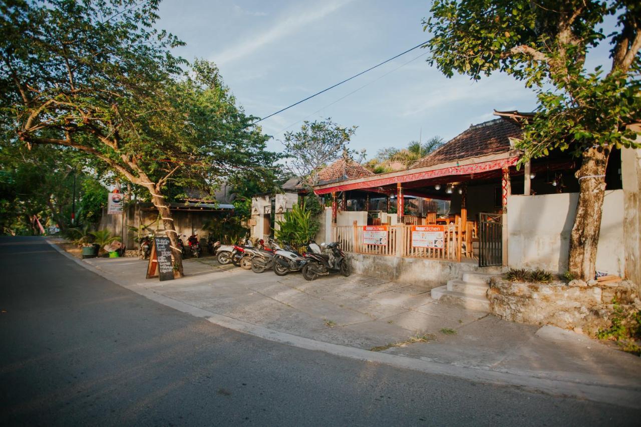Jona Bungalow Sakti Buitenkant foto