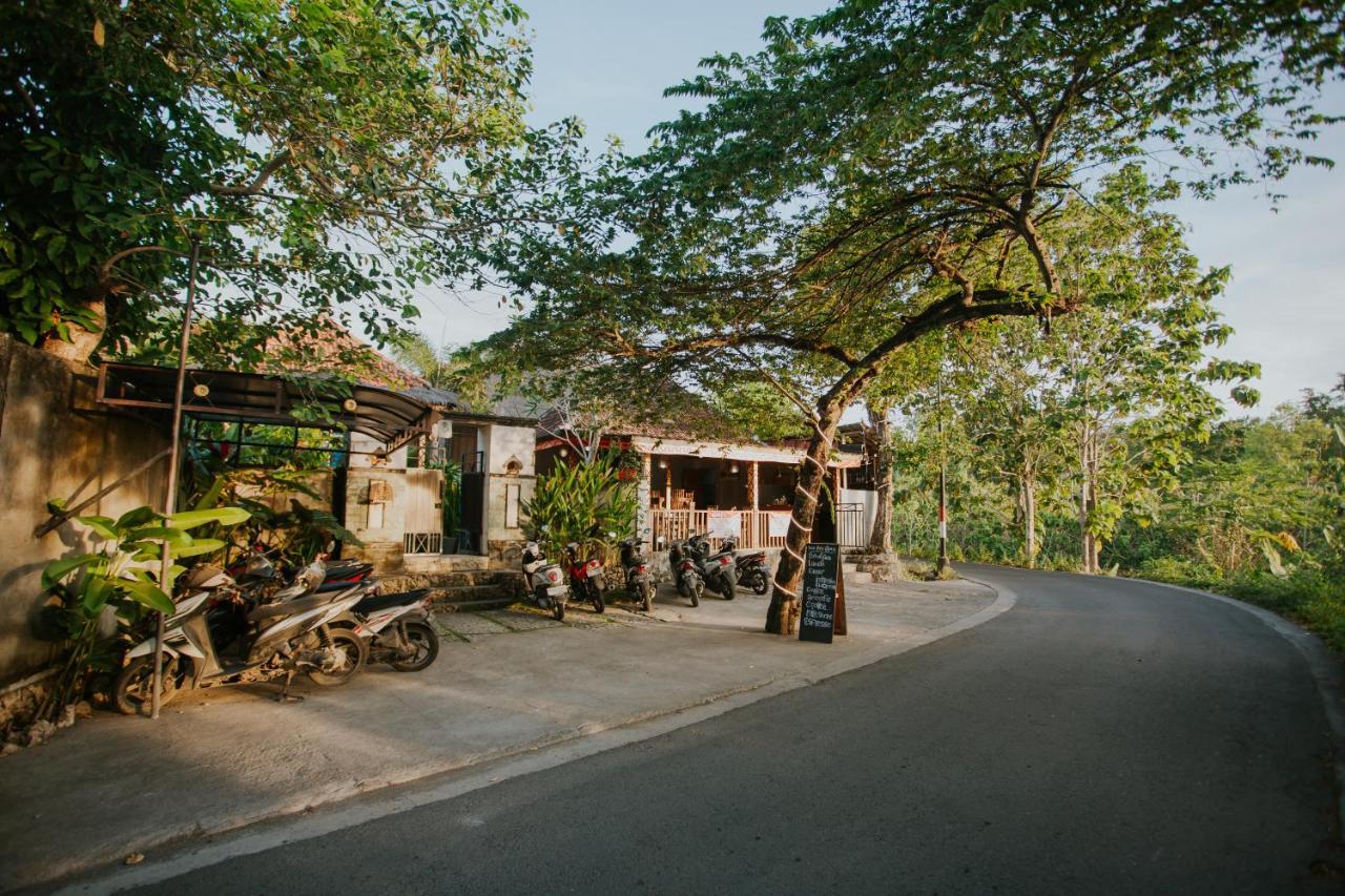 Jona Bungalow Sakti Buitenkant foto